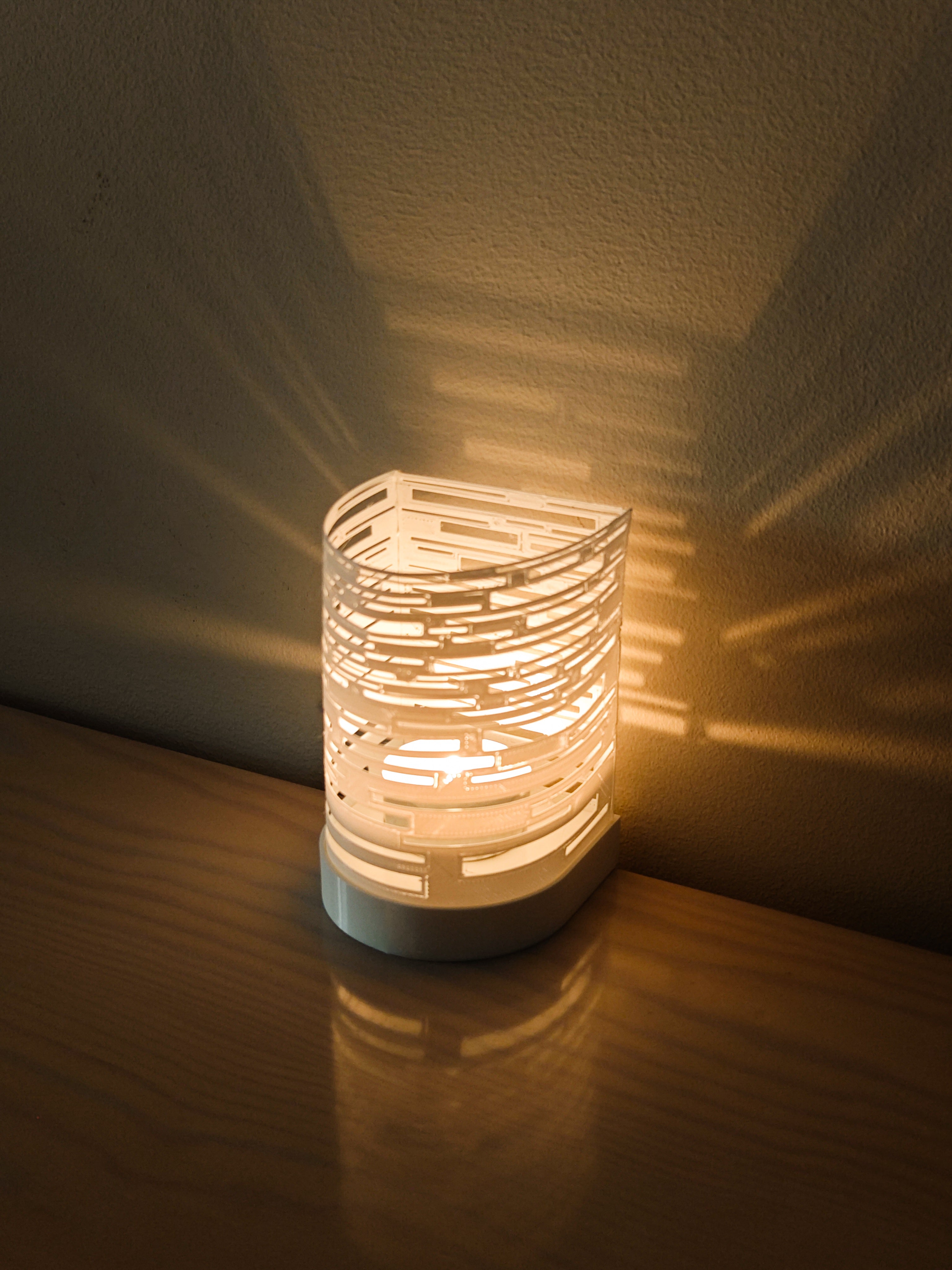 3D-gedruckter Kerzenhalter – modernes Design mit faszinierendem Lichtspiel