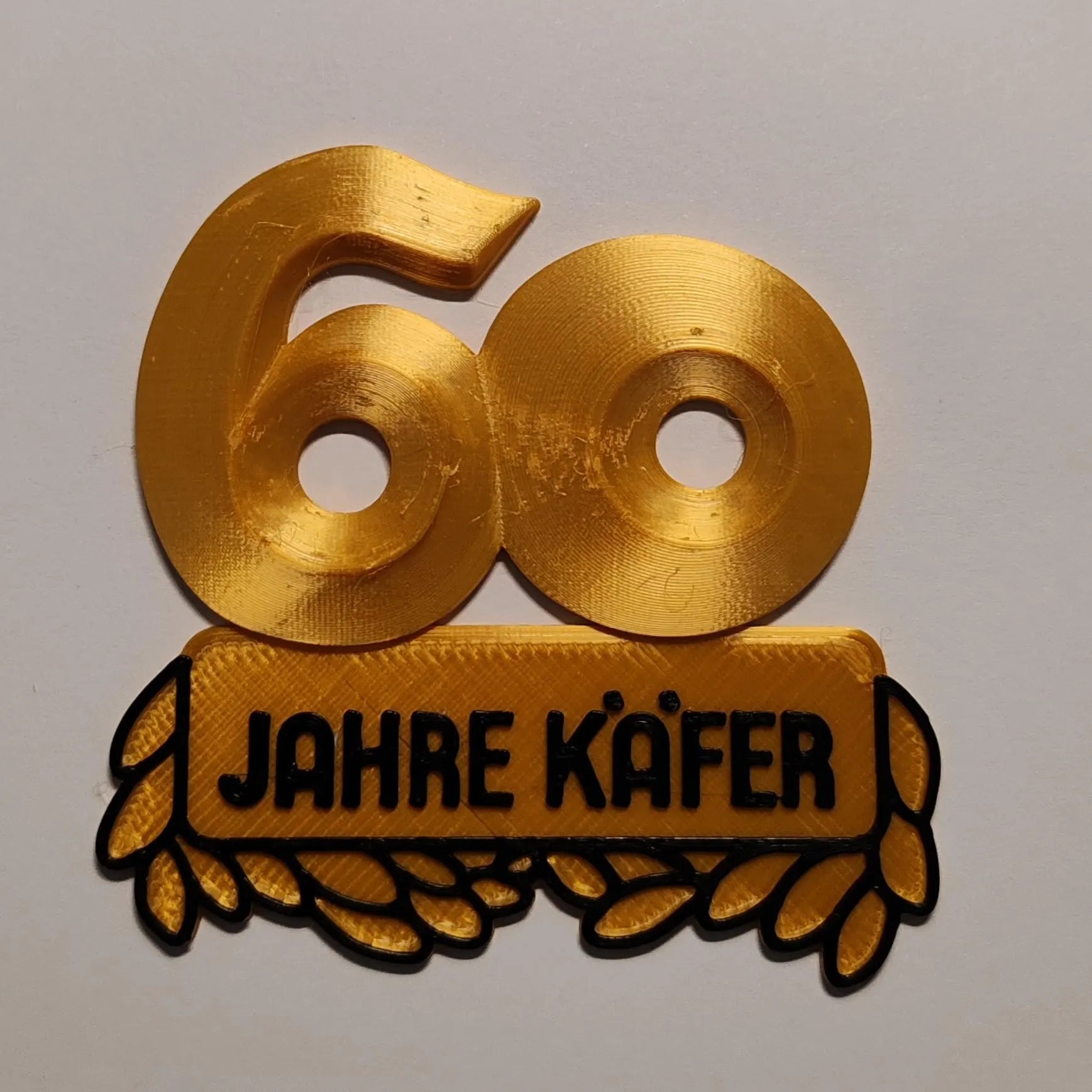 VW Käfer 50, 60, 70, 80, 90 Jahre Emblem, 3D Druck, Oldtimer, Jubi, Geschenk, Gold oder Grau