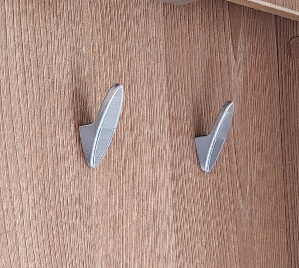 Stabile Kleiderhaken im Bürstner-Stil