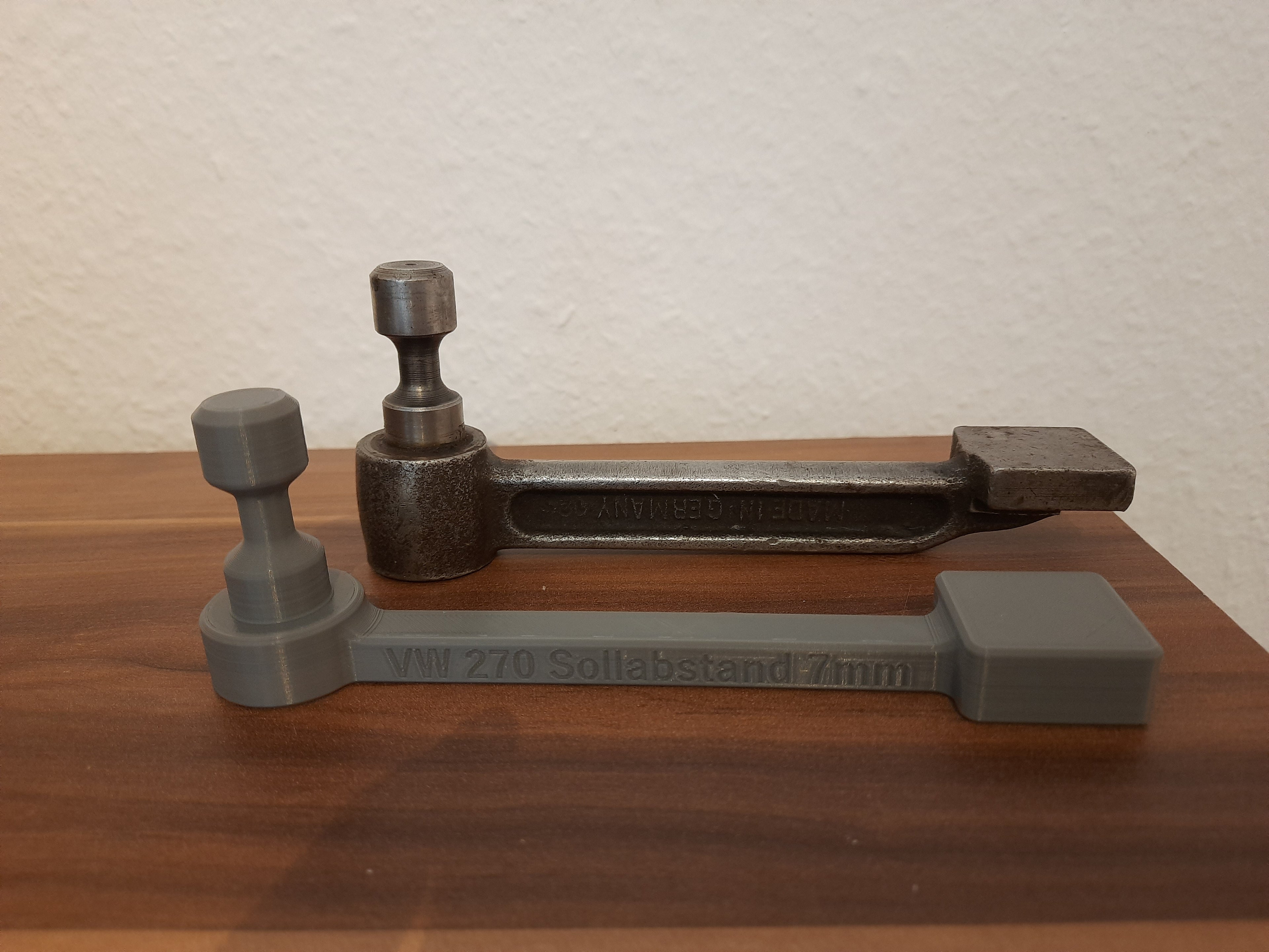 VW Käfer, Bus Matra 270a Sonderwerkzeug, Sturzeinstellung