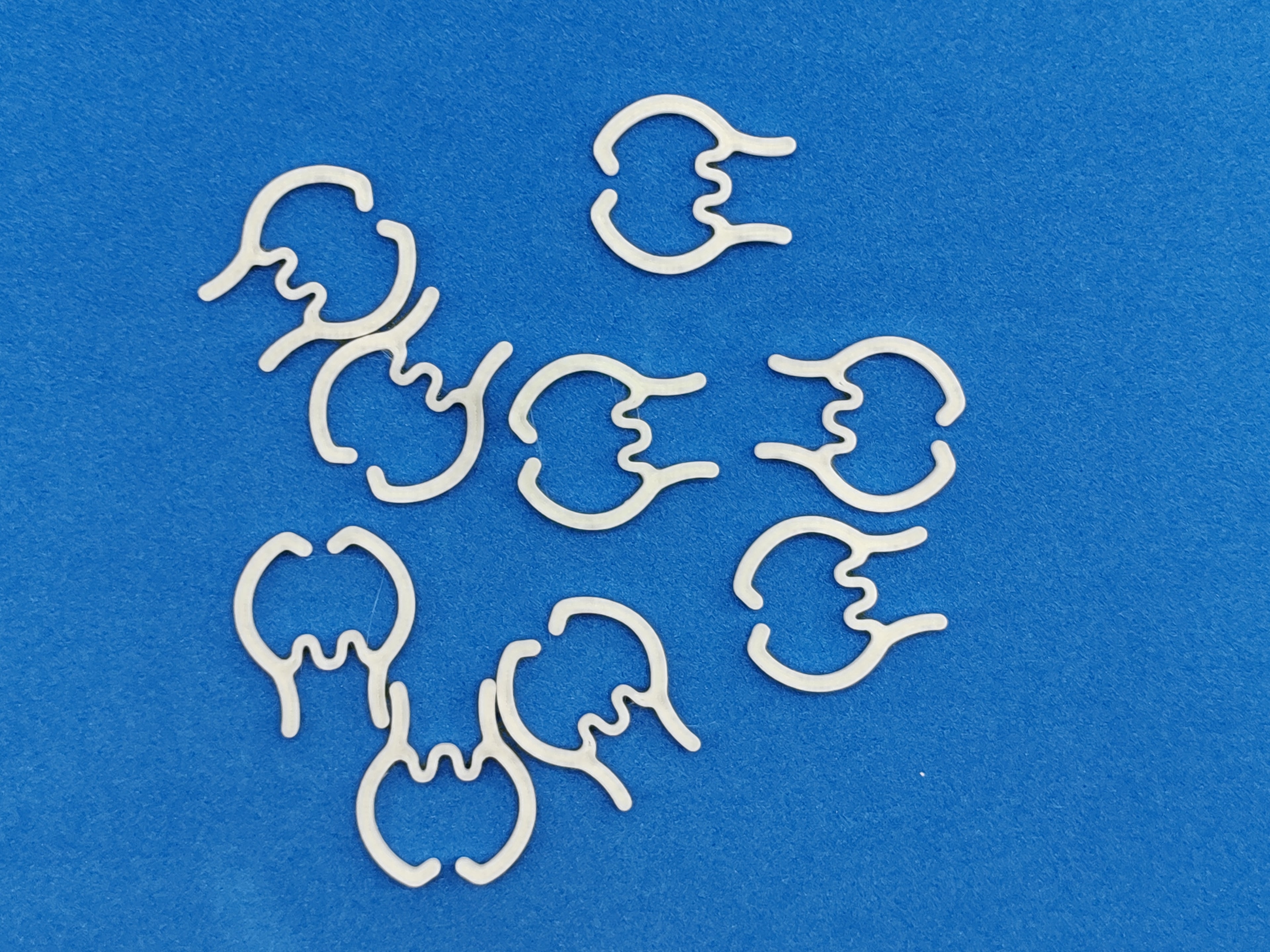 Set Klammern für Jungpflanzen, Tomaten, Gurken etc.