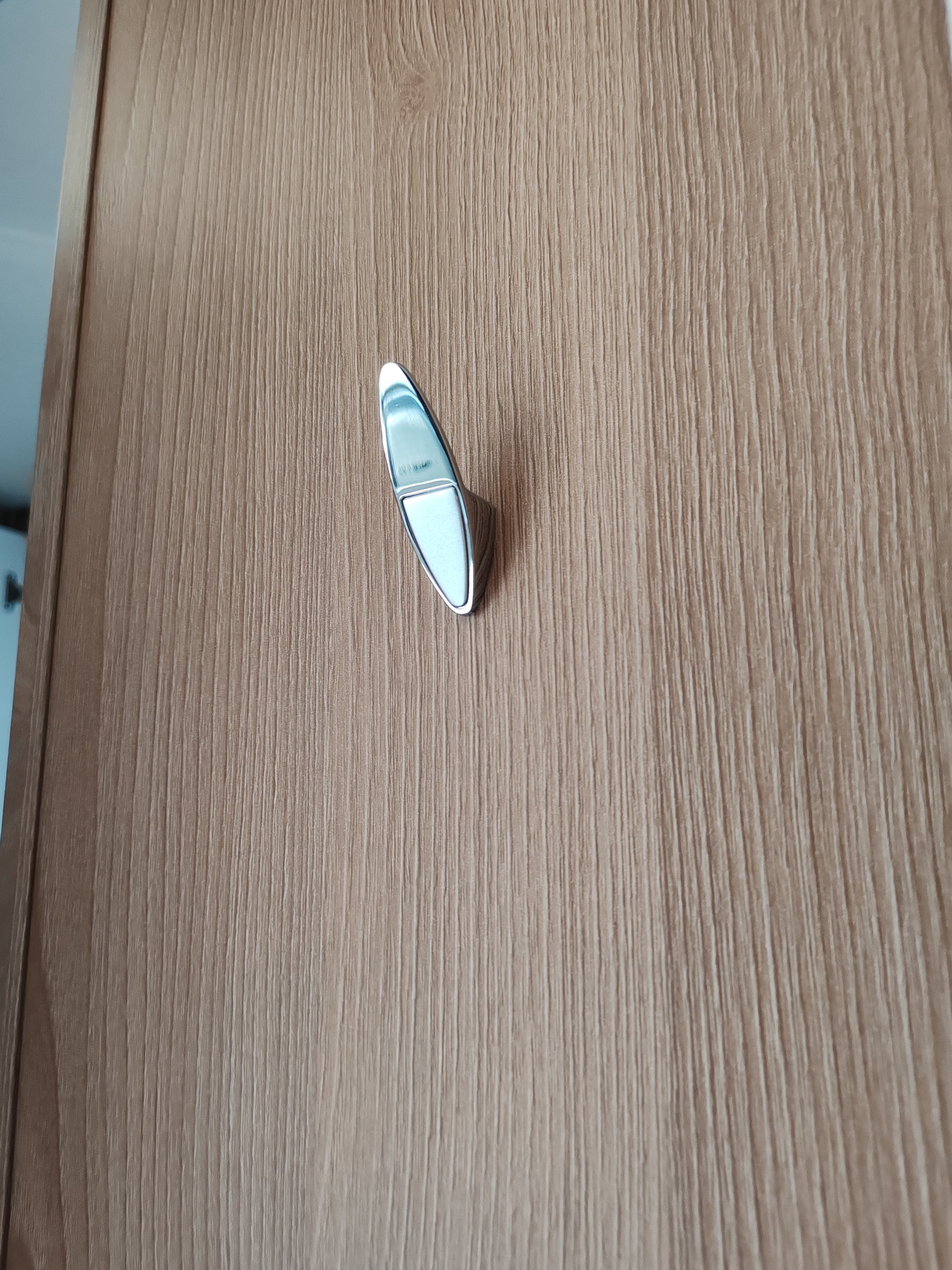 Stabile Kleiderhaken im Bürstner-Stil