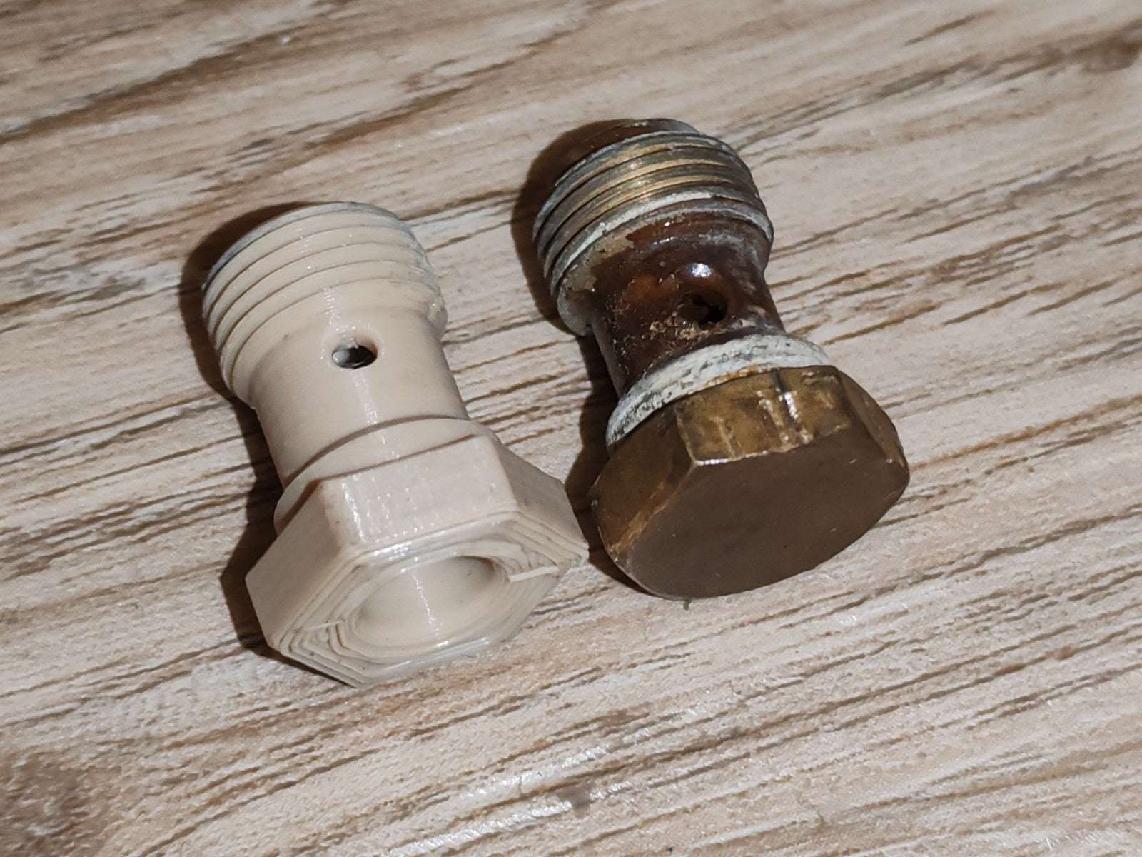 Vergaser Solex 30 Pict-1 Schraube Für Hauptdüse Zum Einstellen Schwimmerniveau